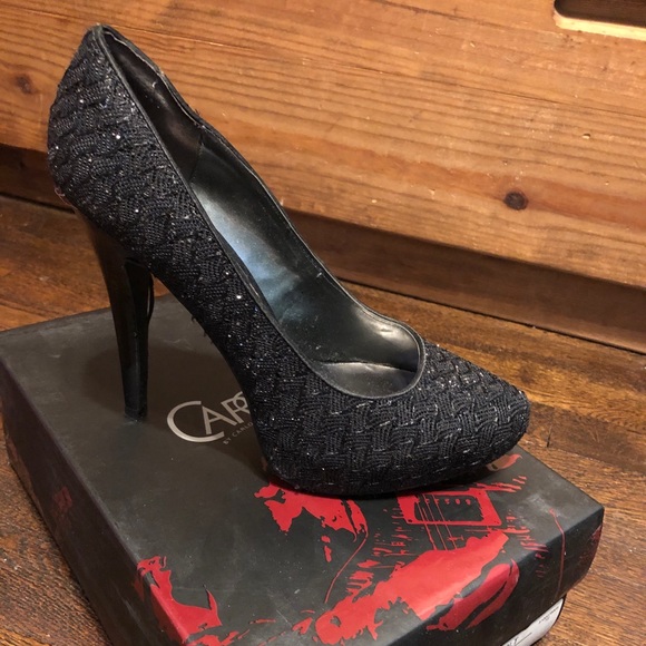 Carlos Santana. Black platform pumps. - Picture 2 of 2